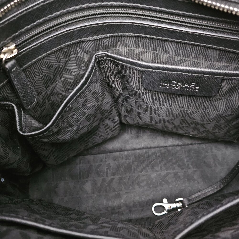 Michael Kors Hayley Tote Laser-cut Leather Medium Black And Silver Handbag COA - Picture 6 of 15